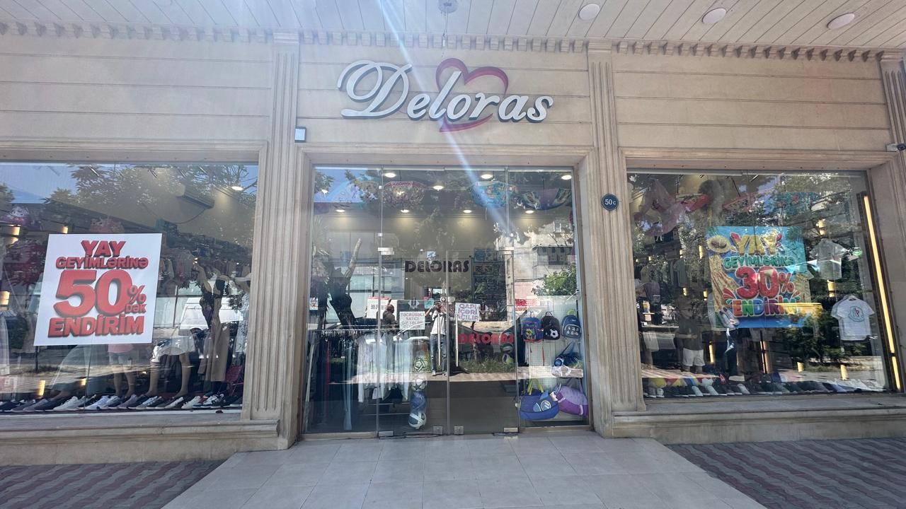 Deloras
