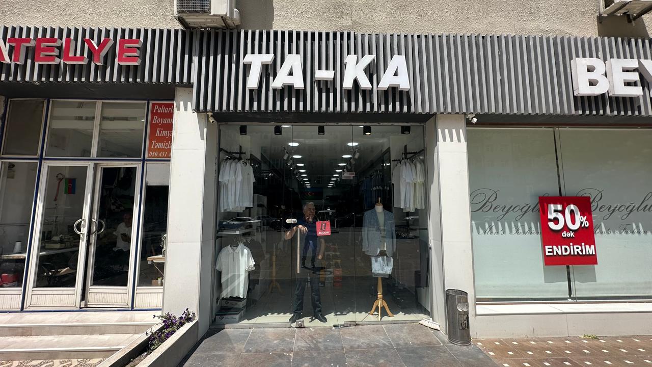 Ta-ka
